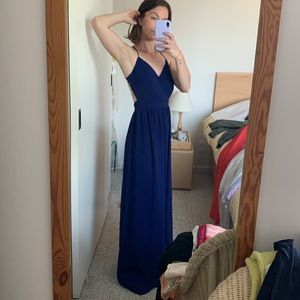 Super cute maxi dress with open back - only worn 2x.